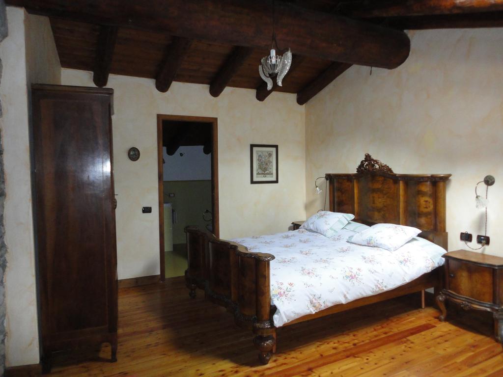 Casa Visnenza Bed & Breakfast Capo di Ponte Værelse billede