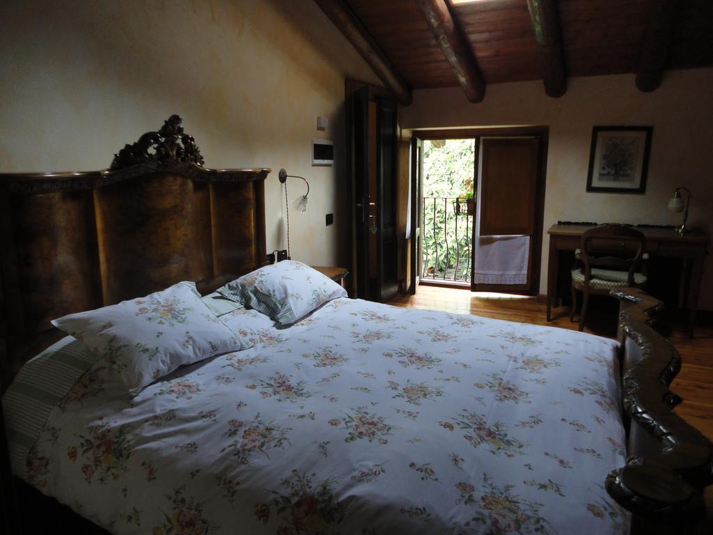 Casa Visnenza Bed & Breakfast Capo di Ponte Værelse billede